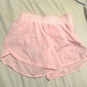 lululemon strawberry milkshake shorts NWOT sold out online/instore size 6